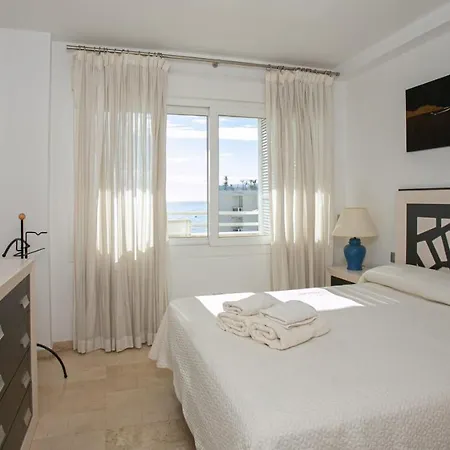 Apartment Front Sea View On Marbella's Promenade *