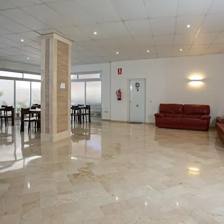 Front Sea View On Marbella's Promenade Lägenhet *