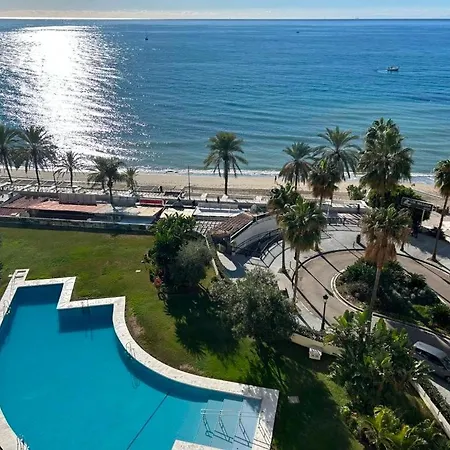 Front Sea View On Marbella's Promenade Μαρμπέλλα