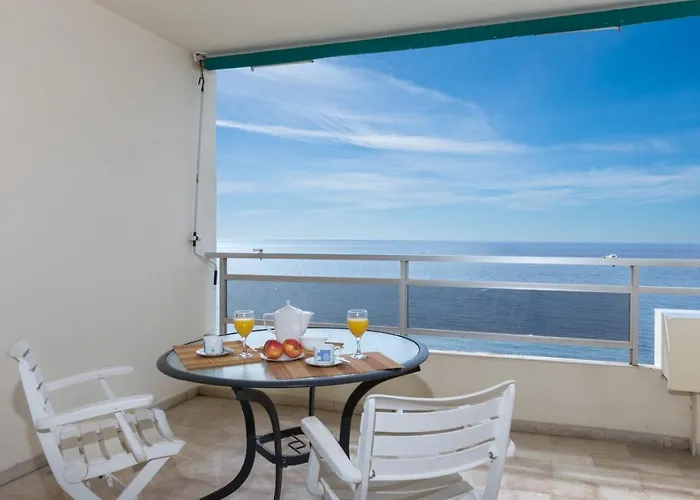 Front Sea View On Marbella's Promenade * מארבלה