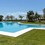 Front Sea View On Marbella's Promenade 마르베야