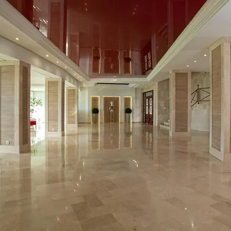 Front Sea View On Marbella's Promenade Appartement