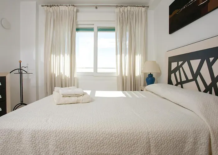 Apartment Front Sea View On Marbella's Promenade *